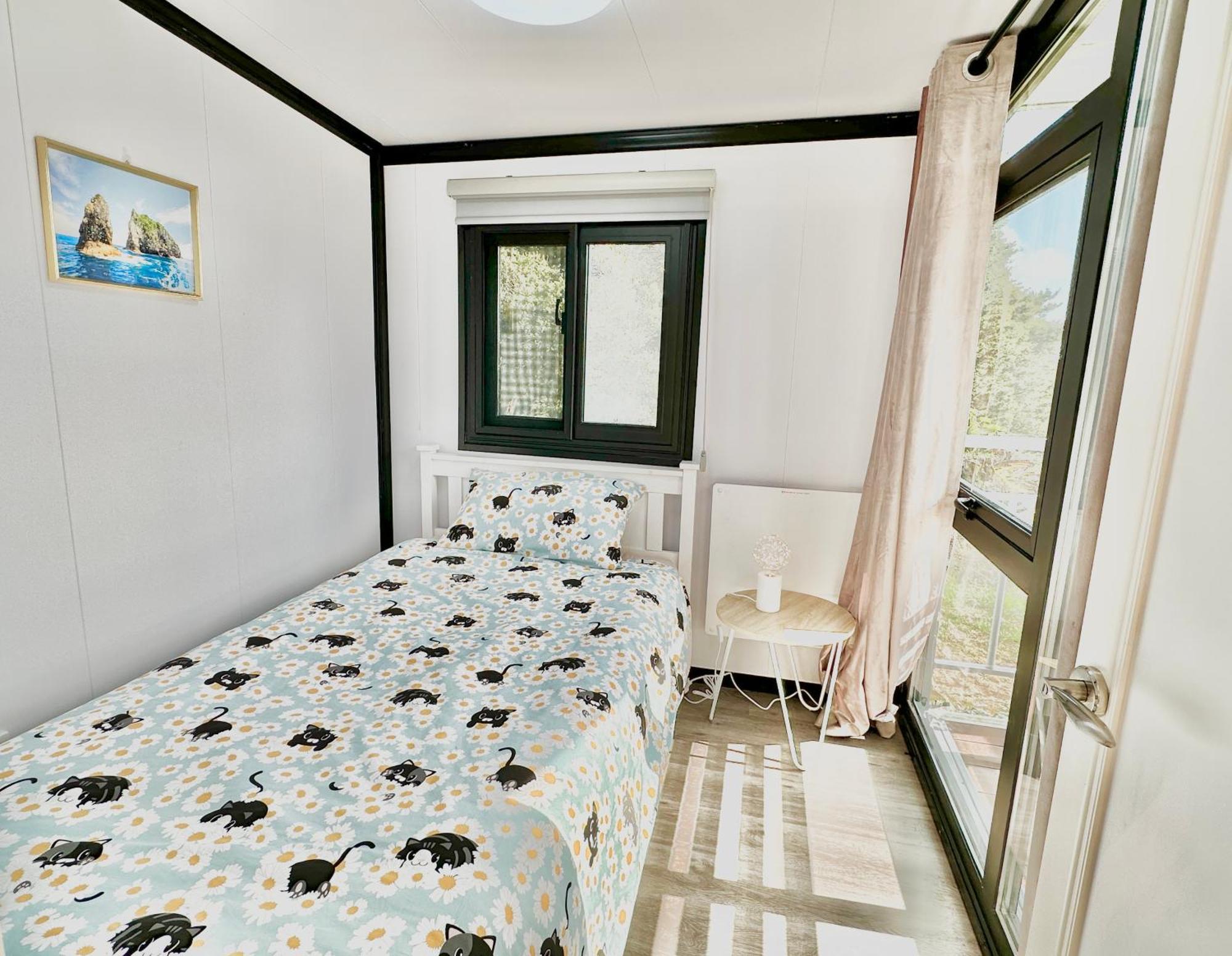 2 Bedrooms Cabin 5 Min To Pukekohe Town Centre ภายนอก รูปภาพ
