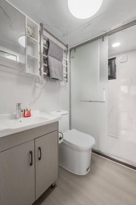 2 Bedrooms Cabin 5 Min To Pukekohe Town Centre ภายนอก รูปภาพ