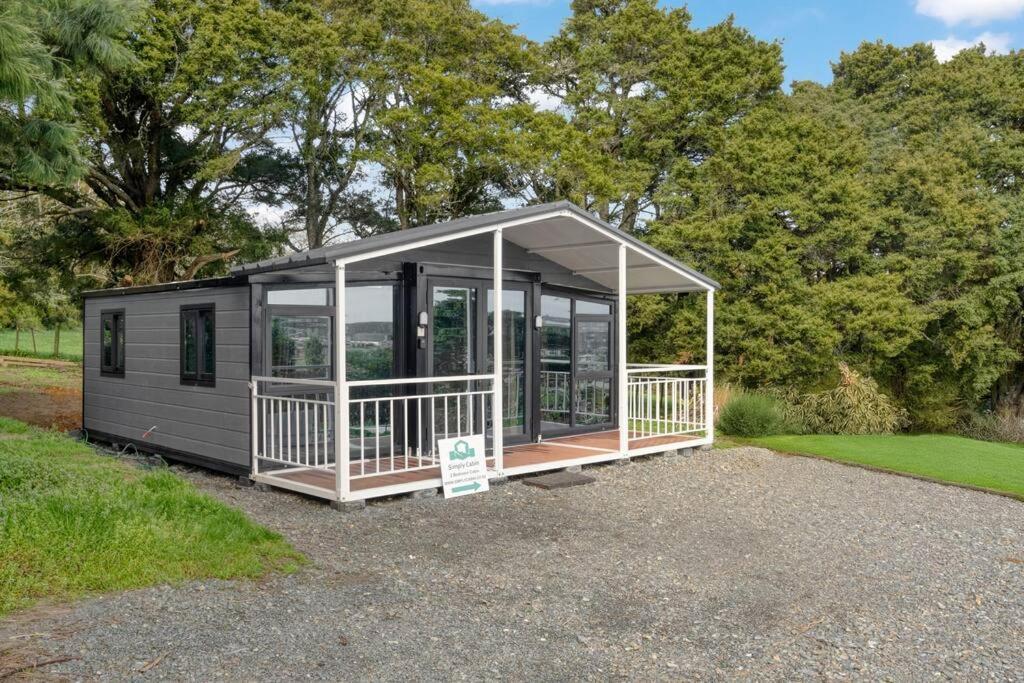 2 Bedrooms Cabin 5 Min To Pukekohe Town Centre ภายนอก รูปภาพ